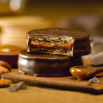 Alfajor Cachafaz Chocolate Negro con Dulce de Leche 60 g x6